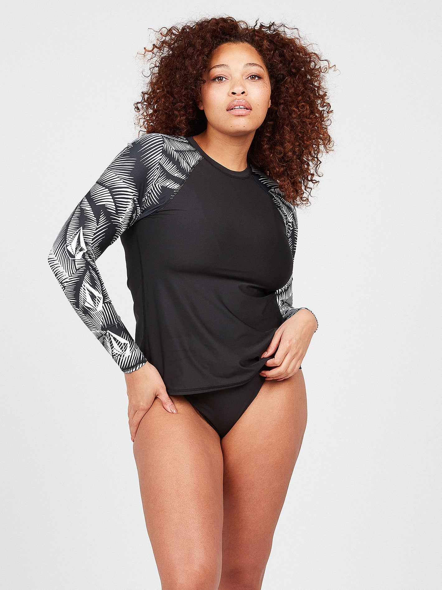 Stay or Leaf Long Sleeve UPF 50 Plus Size Rashguard