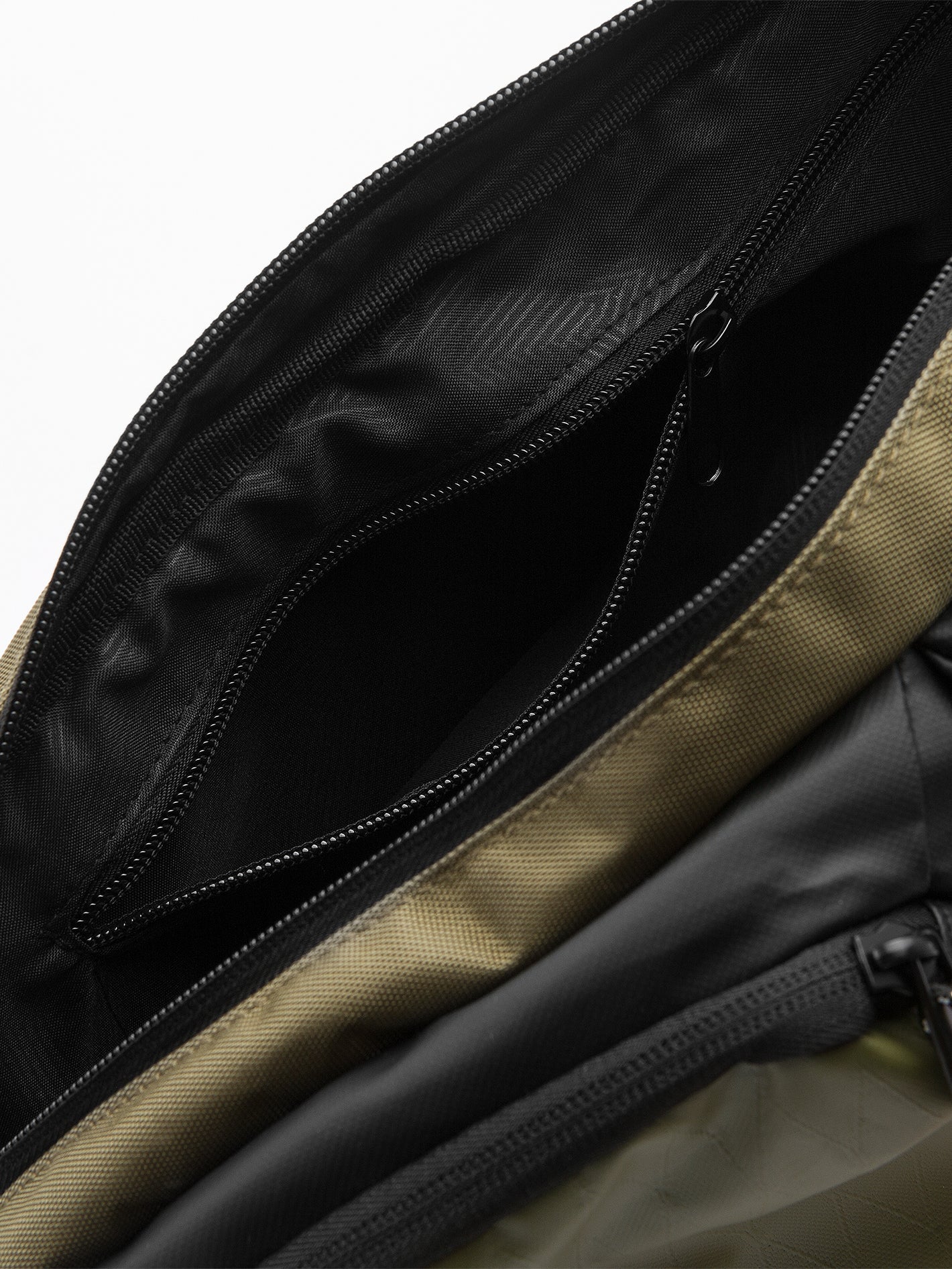 Venture Sling Pack